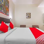 Oyo 42638 Hotel Planet Grande