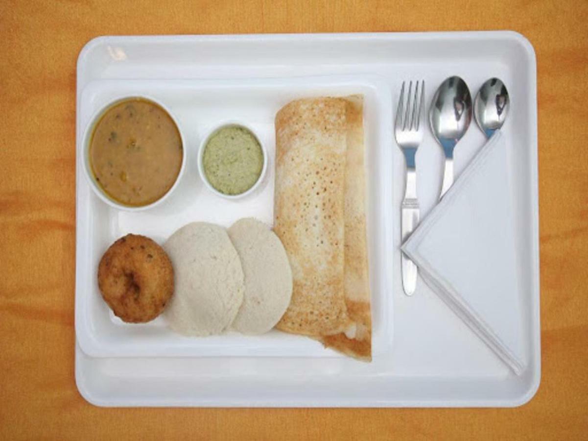 Oyo 42638 Planet Grande 3* Chennai